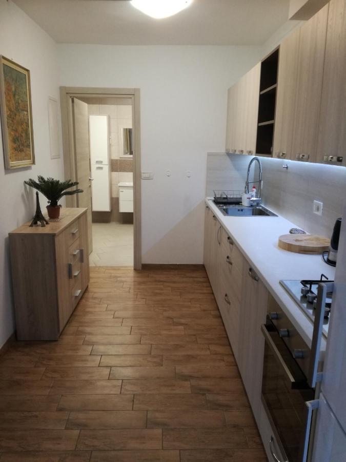 Guesthouse Skofije Ob Parenzani Spodnje Skofije Exterior foto